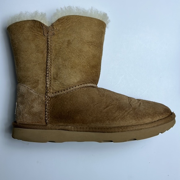 Girls UGG - Boot - Roll Up or Roll Down - Side Leather Bow - Size 3 - $32 - Picture 2 of 11